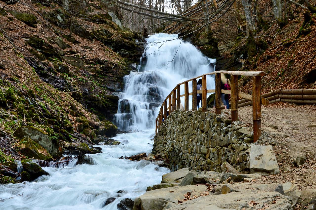 Villa Zatishok Bilya Richky Pilipets Esterno foto