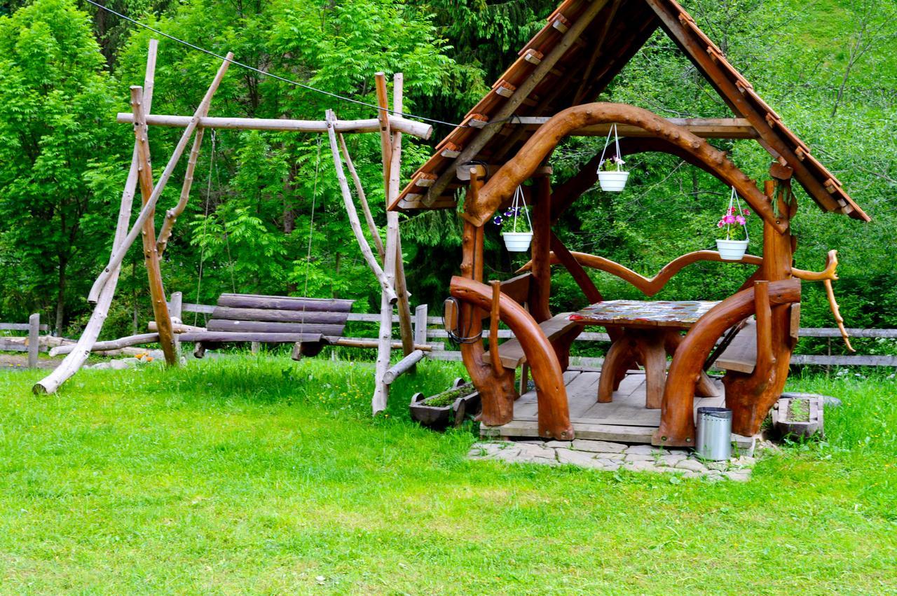 Villa Zatishok Bilya Richky Pilipets Esterno foto