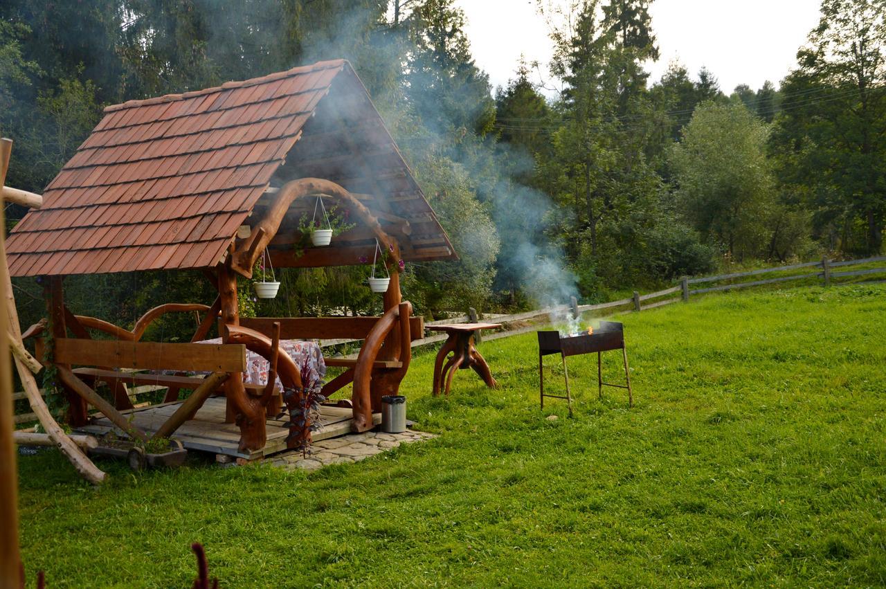 Villa Zatishok Bilya Richky Pilipets Esterno foto